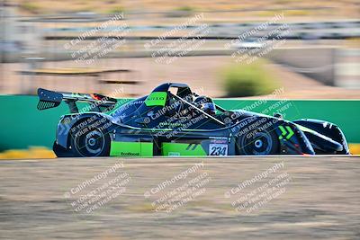 media/Oct-18-2025-Extreme Speed (Sat) [[d6d7e1fef1]]/Red-Green/